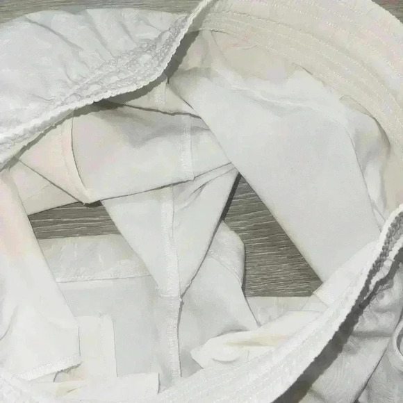 Lululemon Spring Break Away Short *4-way Stretch 3"
Eternal Wave White size 4 - Picture 12 of 13